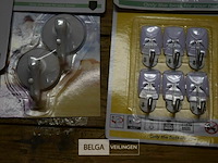 ±34 pakjes zelfklevende haakjes - afbeelding 2 van  4