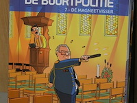 ±34 stripverhalen; de buurtpolitie - afbeelding 2 van  4