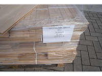 34,06 m² massief eiken visgraatparket 15mm - afbeelding 2 van  4