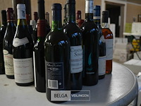 ±35 flessen diverse wijnsoorten - afbeelding 4 van  4