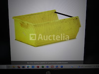 35 grote plastic tuitbakjes