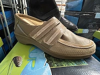 35 paar orthopedische schoenen - afbeelding 2 van  6