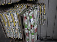 3,5 paletten witzand lommat - afbeelding 1 van  3