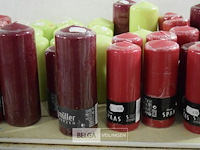 ± 35 rode en groene kaarsen div maten - afbeelding 2 van  2