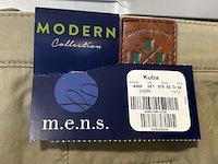 35 shorts - afbeelding 8 van  11