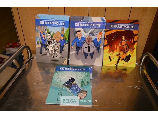 ±35 stripverhalen ; de buurtpolitie - afbeelding 1 van  3