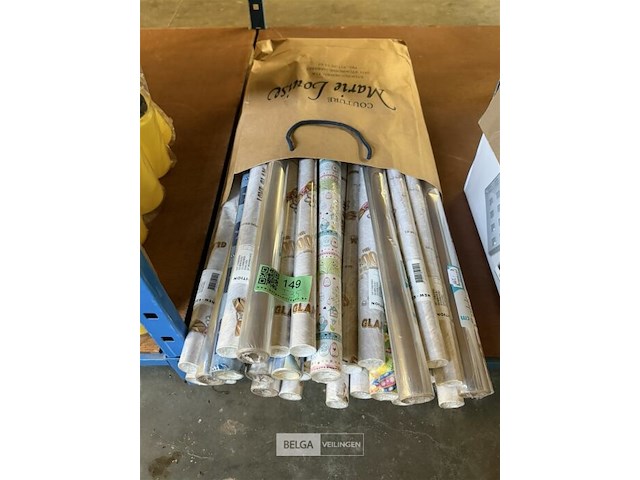 ± 35x inpakpapier - afbeelding 1 van  3