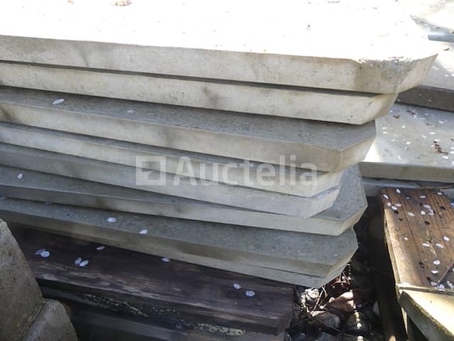 36 betonnen deksels 70x70 cm - afbeelding 3 van  5