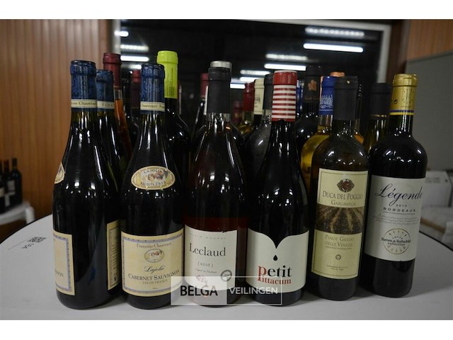 ±36 flessen diverse wijnsoorten - afbeelding 3 van  5