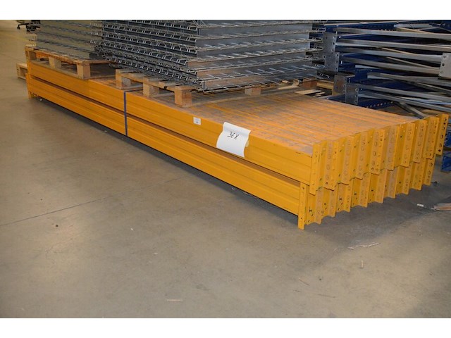 36 gele dwarsbalken afm. 3,60m jungheinrich - afbeelding 1 van  6