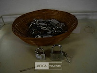 ±36 hangsloten - afbeelding 1 van  2