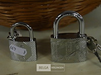 ±36 hangsloten - afbeelding 2 van  2