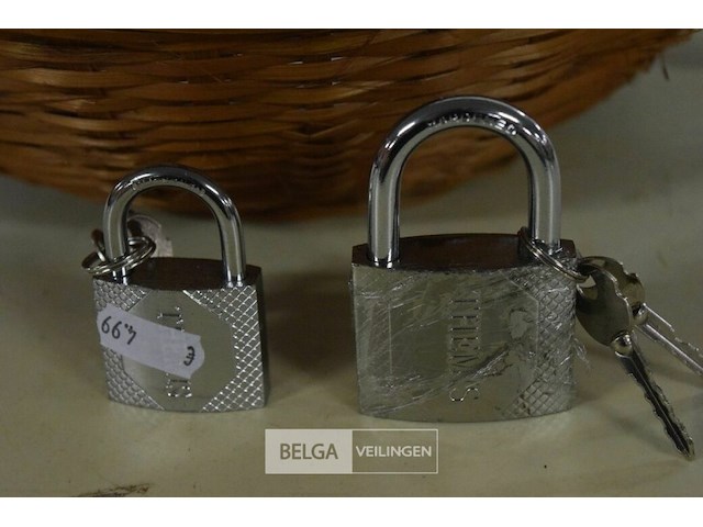 ±36 hangsloten - afbeelding 2 van  2