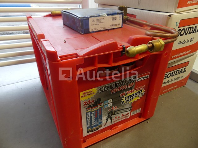 36 siliconen (wit/grijs/zwart) soudal, 24 soudal kit - afbeelding 2 van  9