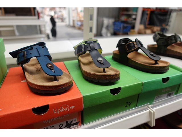 366 paar kipling kindersandalen - afbeelding 1 van  7