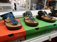 366 paar kipling kindersandalen