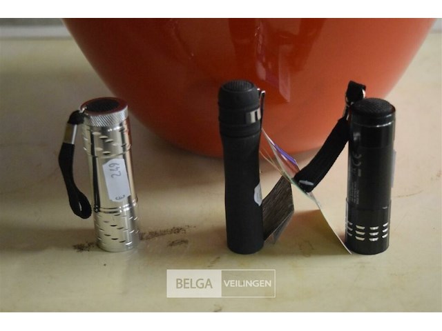 ±37 div kleine zaklampen - afbeelding 2 van  3