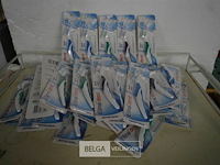 ±37 elina dent tandenborstels - afbeelding 1 van  2