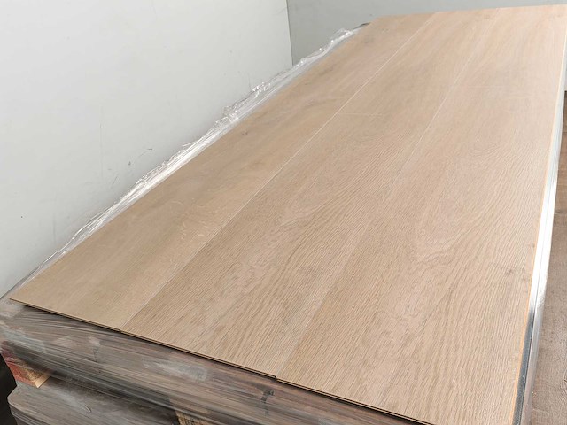 37 m2 laminaat xl plank berry alloc - 2410 x 241 x 12,3 mm - afbeelding 3 van  4