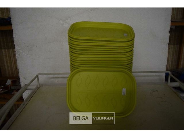 ±37 plastieken onderleggers - afbeelding 1 van  2