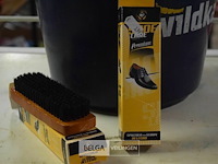 37 schoenpoetsmateriaal - afbeelding 1 van  3