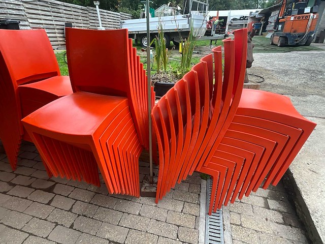 37 tuinstoelen - afbeelding 2 van  2