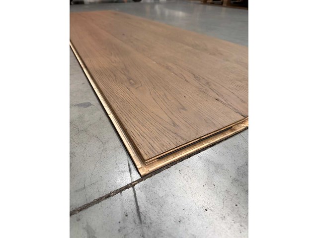 37,56 m2 meerlagen parketvloer - afbeelding 2 van  3