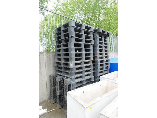 37x kunstof pallet - afbeelding 2 van  2