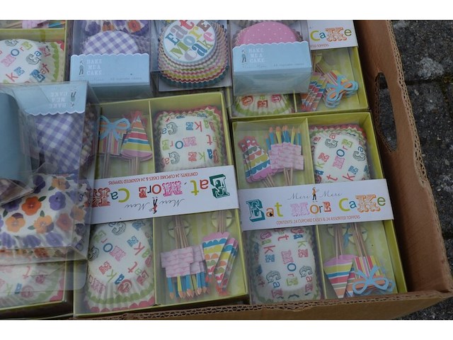 38 dozen cupcake makers - afbeelding 3 van  5