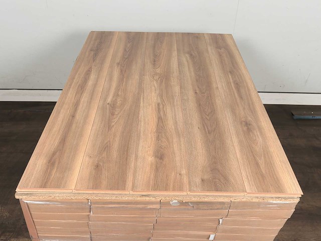 38 m2 laminaat plank - 1383 x 193 x 10 mm - afbeelding 3 van  4