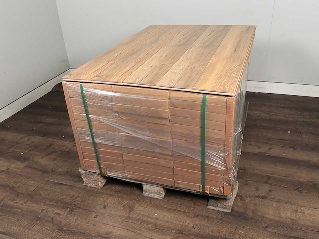 38 m2 laminaat plank watervast - 1275 x 188 x 12 mm - afbeelding 4 van  4