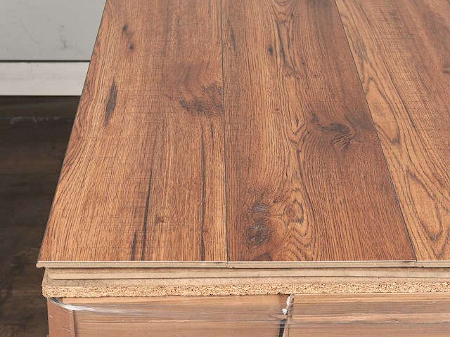 38 m2 laminaat watervast plank - 1289 x 193 x 10 mm - afbeelding 3 van  4