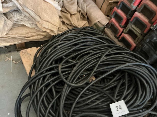 380v kabel - afbeelding 2 van  4