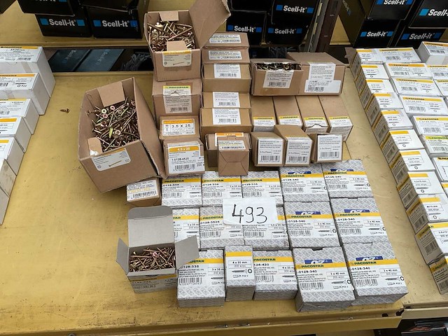 39 dozen houtschroeven deels met bits - afbeelding 1 van  8