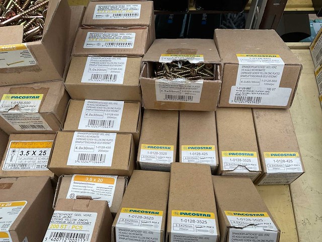 39 dozen houtschroeven deels met bits - afbeelding 4 van  8