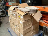 ± 39 dozen steenstrips - afbeelding 4 van  5