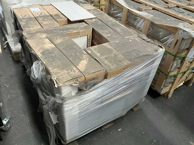 39 m2 keramische tegels - afbeelding 3 van  5