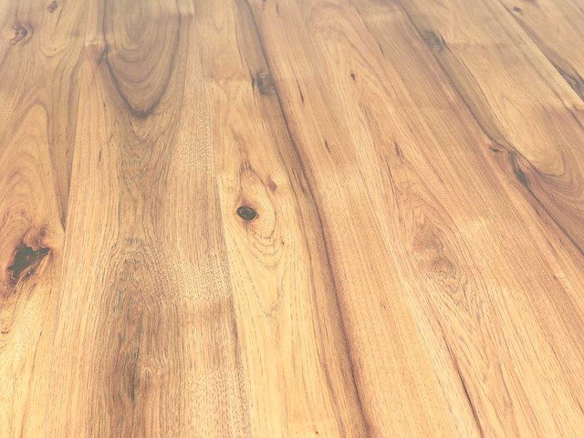 39 m2 laminaat hoogglans plank - 1383 x 159 x 8 mm - afbeelding 1 van  4