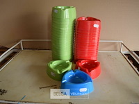 ±39 plastieken asbakken - afbeelding 1 van  2