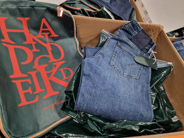 39-tal high quality jeansbroeken handpicked - afbeelding 2 van  5