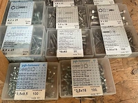 39 x doosjes zelfborende schroeven; nagels; vleugelmoeren; houtdraadbouten - afbeelding 5 van  7