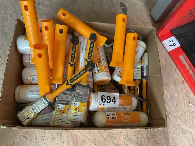 39 x schildersgereedschap voor lakverf - afbeelding 1 van  9