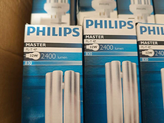 39x philips master pl-t 32w/830 4-pins (2400 lm, gx24q-3 - warm wit - nieuw in doos) - afbeelding 3 van  6
