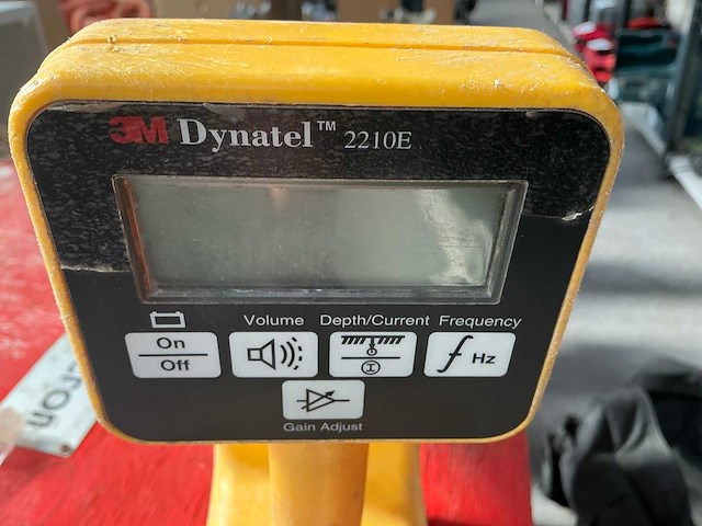 3m dynatel 2210e kabelzoeker - afbeelding 6 van  8