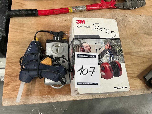 3m peltor radio headset met fm radio - afbeelding 1 van  3