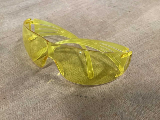 3m securefit veiligheidsbril (20x) - afbeelding 1 van  4
