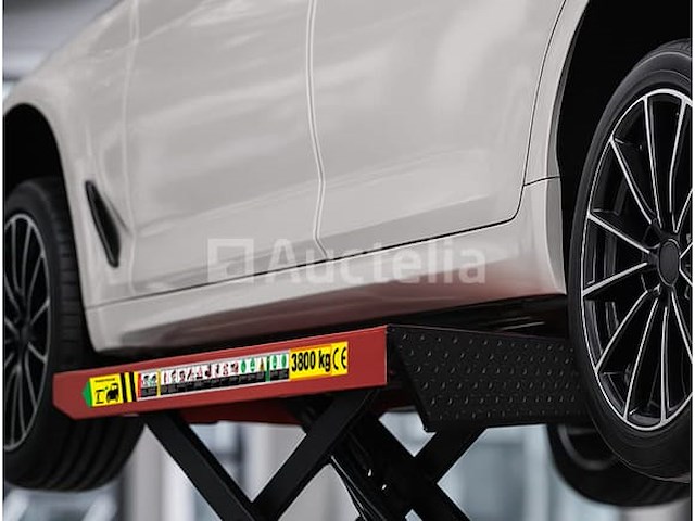 3t8 400 v tri automatische schaarlift - afbeelding 3 van  4