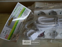 3x 4-voudig stekkerblok + schakelaar 1,5m snoer - afbeelding 2 van  3