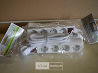 3x 4-voudig stekkerblok + schakelaar 1,5m snoer - afbeelding 1 van  2