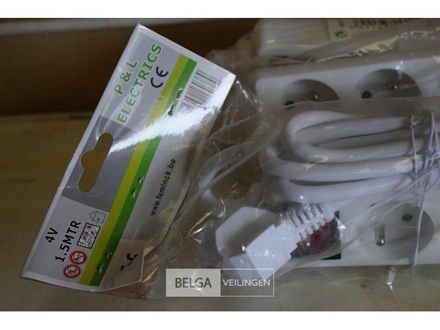 3x 4-voudig stekkerblok + schakelaar 1,5m snoer - afbeelding 2 van  2